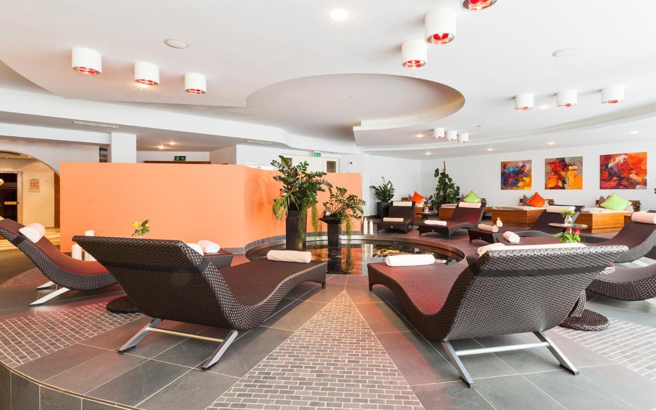 Aparthotel Hochland Gmbh ナウダース エクステリア 写真