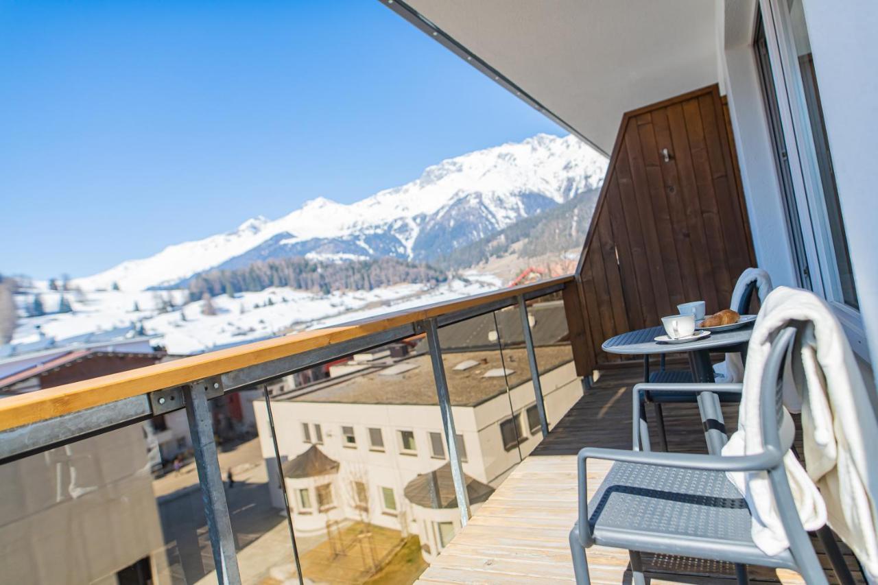 Aparthotel Hochland Gmbh ナウダース エクステリア 写真